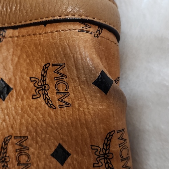 MCM BAG - Picture 8 of 14